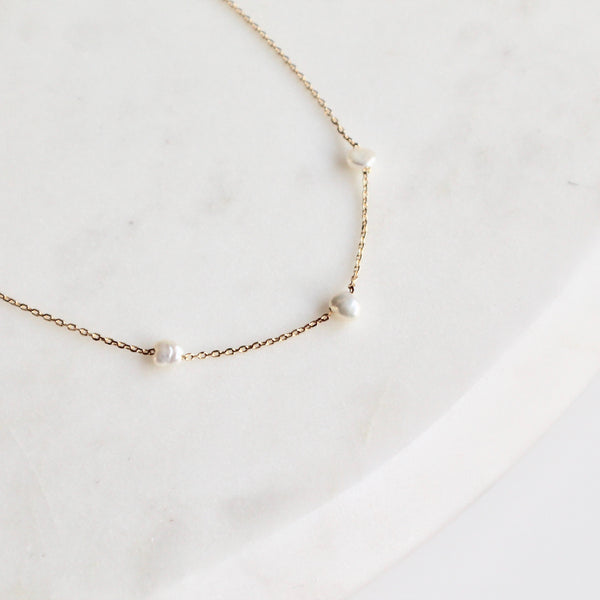 Pearl dainty necklace - Lily Lough Jewelry