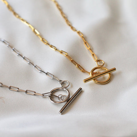 Short paper clip necklace - Lily Lough 