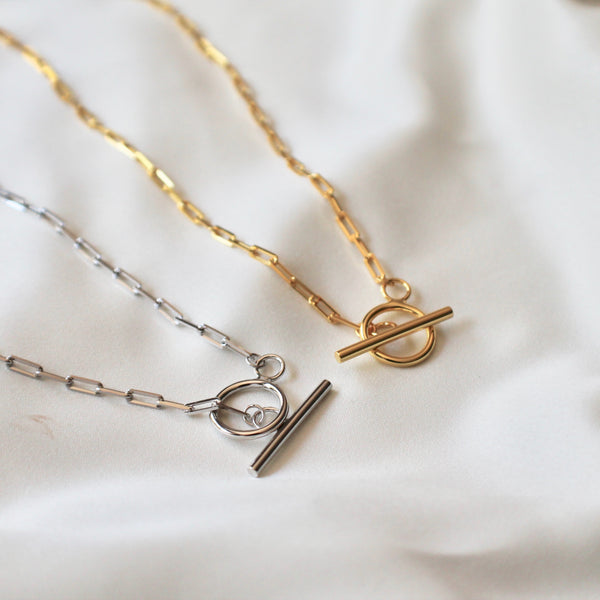 Short paper clip necklace - Lily Lough 