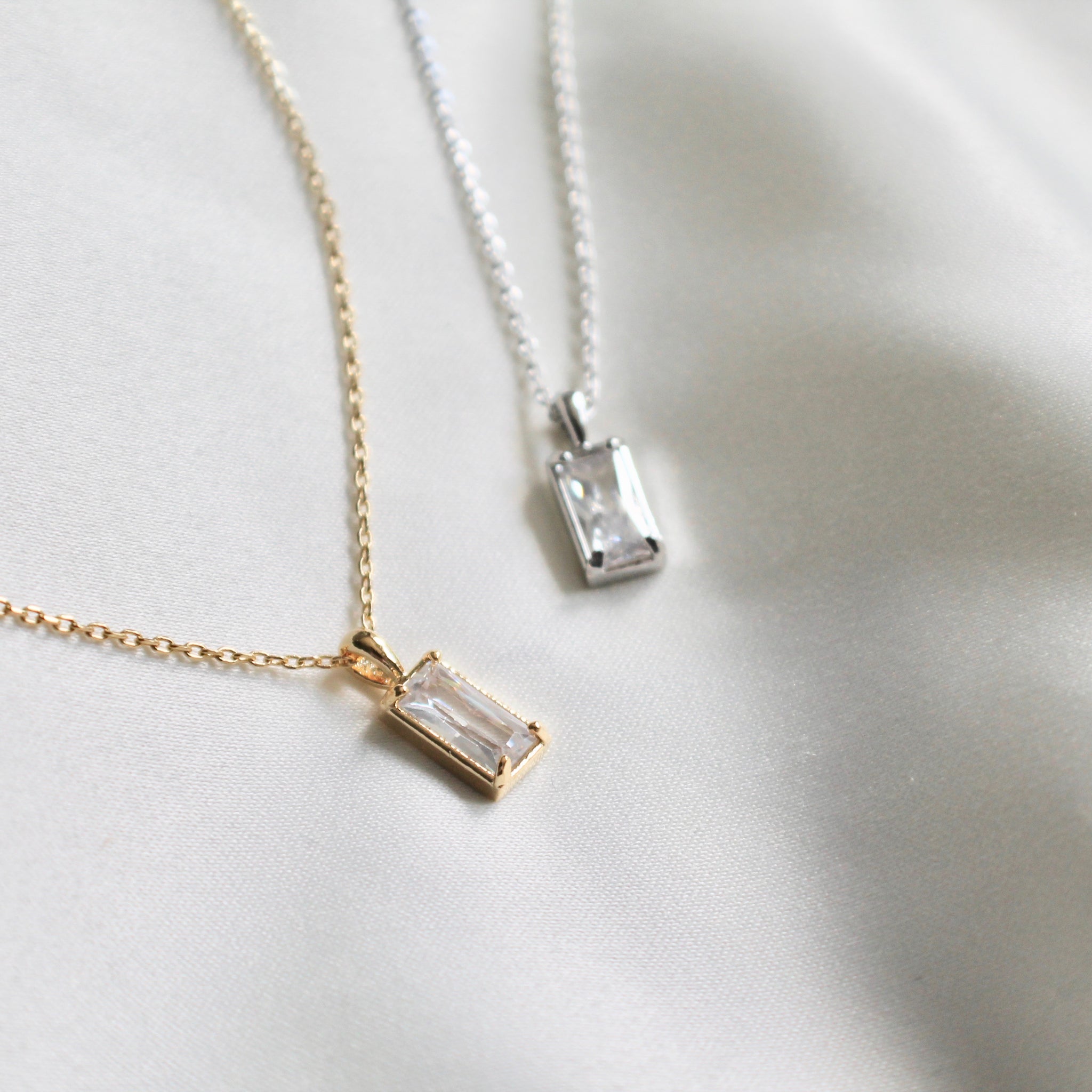 Rectangle necklace