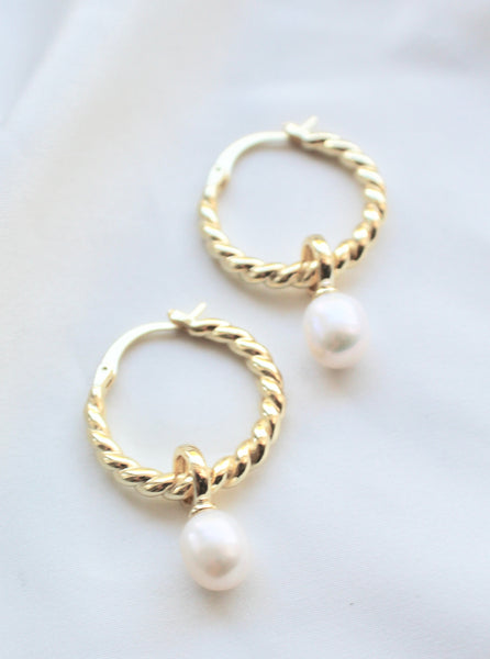 Convertible pearl hoop earrings